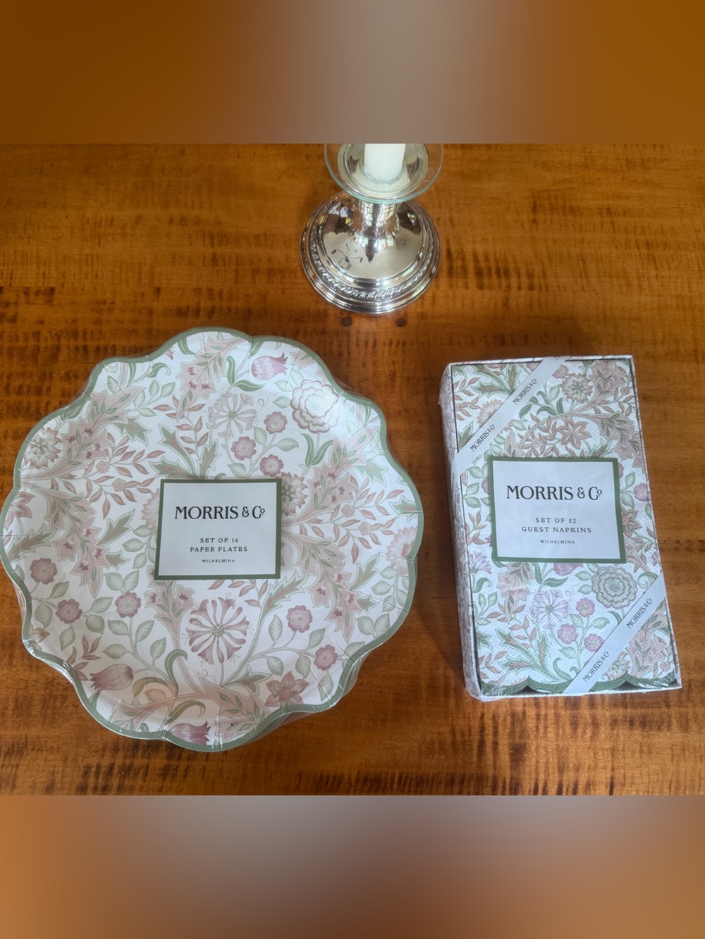 Morris & Co. NWT Wilhelmina 10" Dinner Paper
Plates × 16 & Guest Napkins × 32